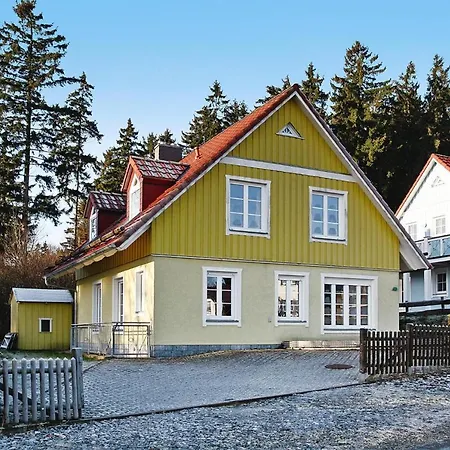 Ferienhaeuser Im Tannenpark, Hébergement de vacances Tanne